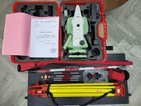 Leica TCRP1205 Robotic avec Etalonnage et acc neuf Station total