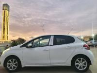 سيارات-peugeot-208-2016-active-facelift-المعالمة-الجزائر