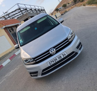 voitures-volkswagen-caddy-2018-collection-bordj-bou-arreridj-algerie