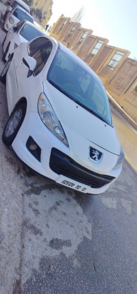 voitures-peugeot-207-2012-tlemcen-algerie