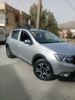 voitures-dacia-sandero-2018-stepway-el-milia-jijel-algerie