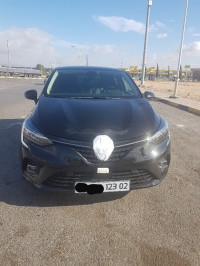 voitures-renault-clio-5-2023-iclebr-oued-sly-chlef-algerie