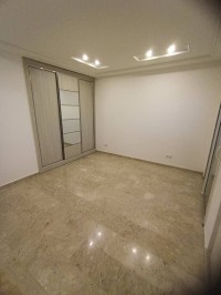 شقة-كراء-4-غرف-الجزائر-حيدرة