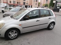 voitures-ford-fiesta-2005-setif-algerie