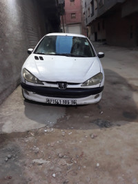 voitures-peugeot-206-2001-كوسيني-دايرة-خصها-دومي-douera-alger-algerie