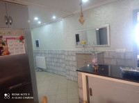 appartement-vente-f4-alger-bouzareah-algerie