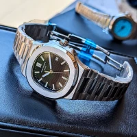 Montre Patek Philippe  Nautilus Noir 