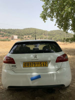 moyenne-berline-peugeot-308-2015-active-hadjout-tipaza-algerie