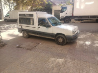 voitures-renault-express-1995-tlemcen-algerie