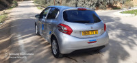 voitures-peugeot-208-2015-silver-line-khemis-miliana-ain-defla-algerie