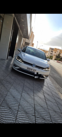 voitures-volkswagen-golf-7-2017-carat-bordj-bou-arreridj-algerie