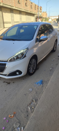 voitures-peugeot-208-2019-allure-facelift-barika-batna-algerie