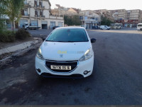 voitures-peugeot-208-2015-el-aouana-jijel-algerie