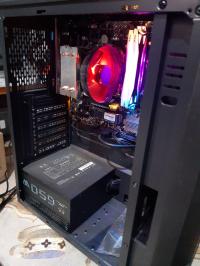 وحدات-مركزية-config-pc-gamer-amd-ryzen-55600g16gb-8-x-3600-mhz-ddr4ssd-nvme-m2-512gbasus-prime-b450-ddr4-برج-بوعريريج-الجزائر