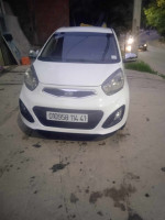 voitures-kia-picanto-2014-pop-souk-ahras-algerie