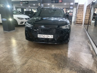 voitures-audi-q3-2024-pak-noir-oran-algerie