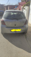 voitures-toyota-yaris-2011-hadjout-tipaza-algerie