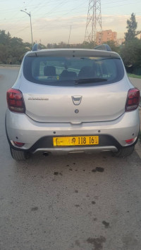 voitures-dacia-sandero-2018-stepway-hammedi-boumerdes-algerie