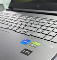  Laptop Gaming HP VICTUS /  I7-13700H / 16GB RAM / RTX 4060