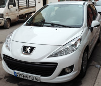 voitures-peugeot-207-2012-dar-el-beida-alger-algerie