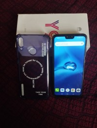 Huawei Y9 2019 thumbnail 3
