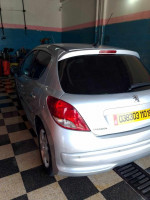 voitures-peugeot-207-2010-active-setif-algerie