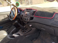 voitures-toyota-hilux-2013-ait-youcef-tizi-ouzou-algerie