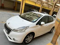 Peugeot 208 2015 Allure