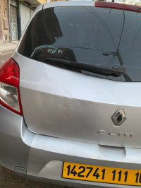 voitures-renault-clio-3-2011-les-eucalyptus-alger-algerie