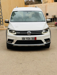 voitures-volkswagen-caddy-2017-tiaret-algerie