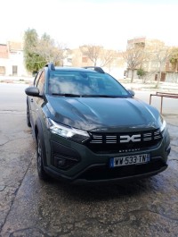 سيارات-dacia-sandero-2023-stepway-extreme-عين-البيضاء-أم-البواقي-الجزائر