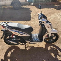 motos-et-scooters-sym-sr-2020-laghouat-algerie