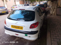 voitures-peugeot-206-2005-cheraga-alger-algerie