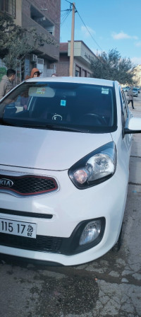 voitures-kia-picanto-2015-style-djelfa-algerie