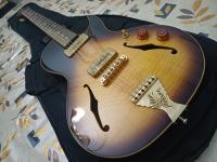 instruments-a-cordes-guitare-bg-little-sister-akbou-bejaia-algerie