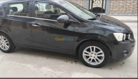 citadine-chevrolet-sonic-hatchback-2013-annaba-algerie