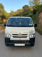 fourgon-toyota-hiace-2014-ouaguenoun-tizi-ouzou-algerie