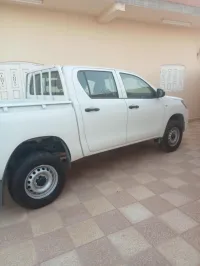 Toyota Hilux doubl cabin 4×4 2025 جنوب افريقيا