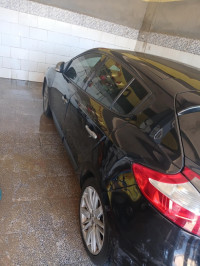 voitures-renault-megane-3-2012-lardjem-tissemsilt-algerie