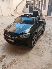 Voiture électrique Mercedes pour enfant
