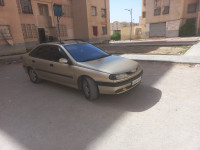 voitures-renault-laguna-1-1995-chelghoum-laid-mila-algerie