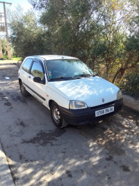 voitures-renault-clio-1-1996-ouzellaguen-bejaia-algerie