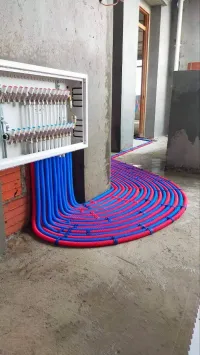 Plombier chauffagiste بلومبي سباك