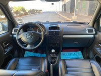 voitures-renault-clio-2013-campus-salah-bey-setif-algerie