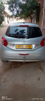 voitures-peugeot-208-2014-allure-sougueur-tiaret-algerie