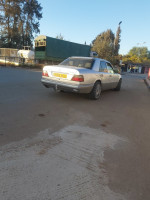 berline-mercedes-124-1994-maghnia-tlemcen-algerie