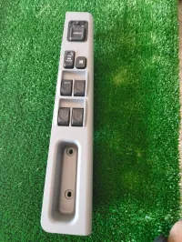 Bouton+cache vitre AV gauche wingel 
