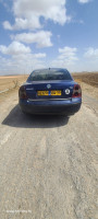 voitures-volkswagen-passat-2004-el-eulma-setif-algerie