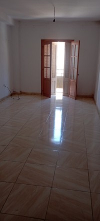 appartement-location-f3-oran-bir-el-djir-algerie