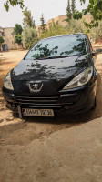 moyenne-berline-peugeot-307-2007-oxygo-chlef-algerie